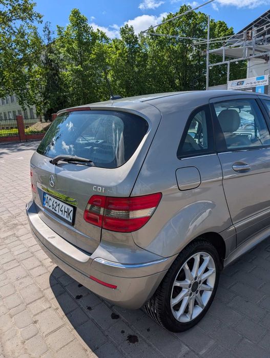 Mercedes-Benz B200, 2.0 дизель 2008 рік випуску