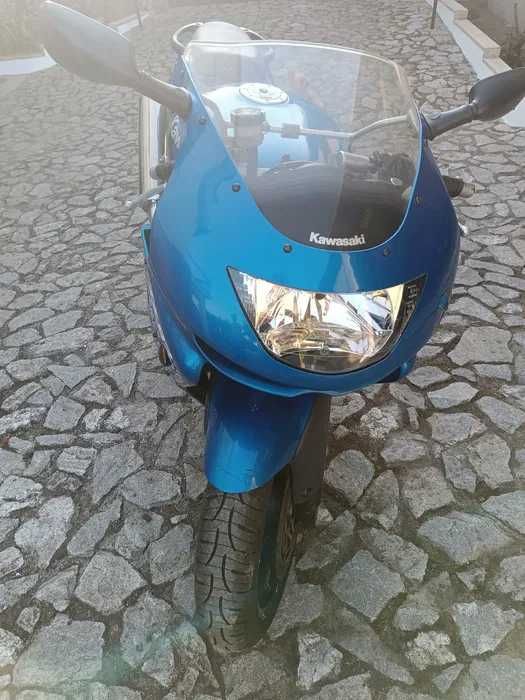 Kawasaki ZX-9R Ninja