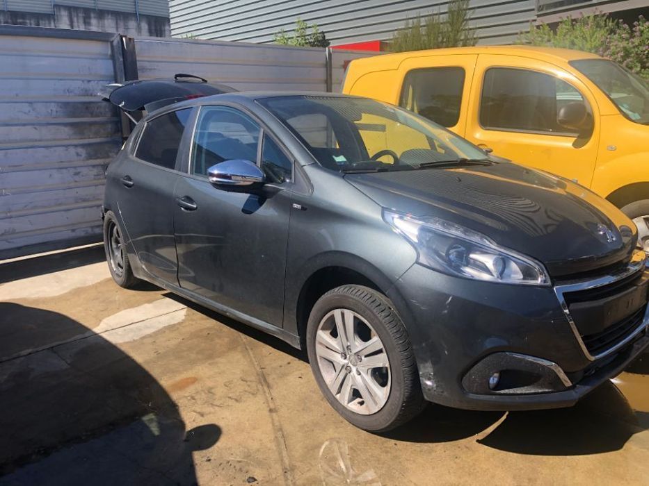 PEUGEOT 208 1.2 STYLE DE 2018 PARA PEÇAS