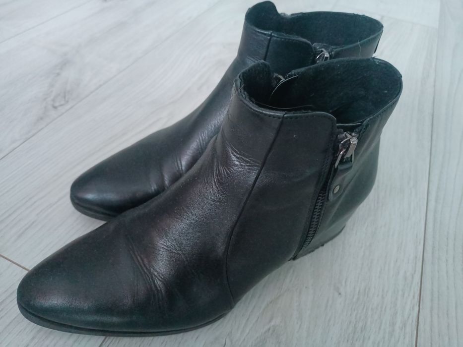 Botki skórzane Lasocki 39