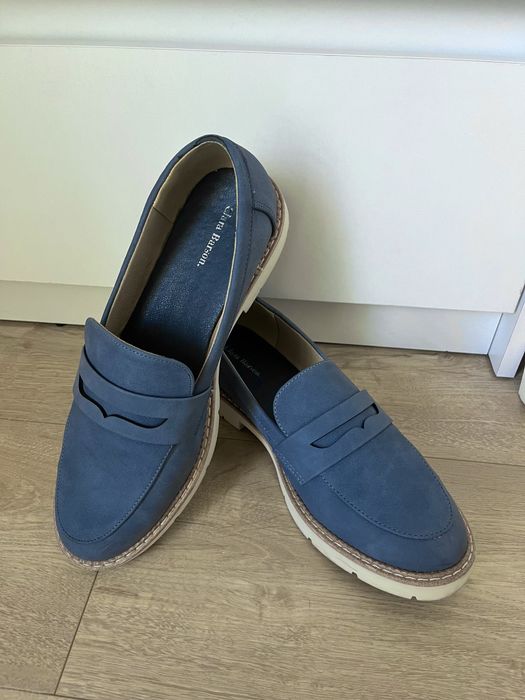 Mokasyny marki Clara Barson