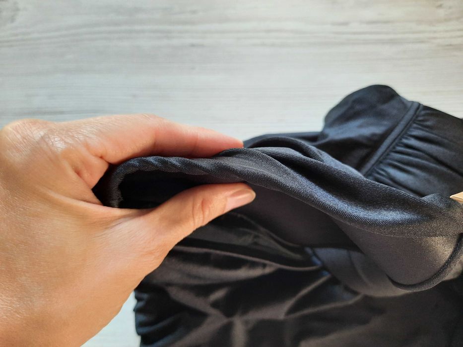 Черный сдельный цельный купальник Victoria's Secret с пушапом утяжка S