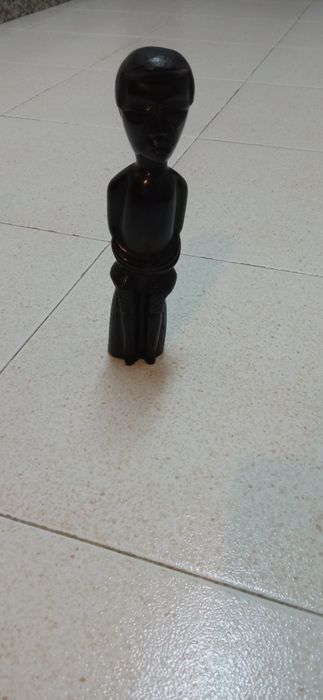 Peças originais de artesanato africano