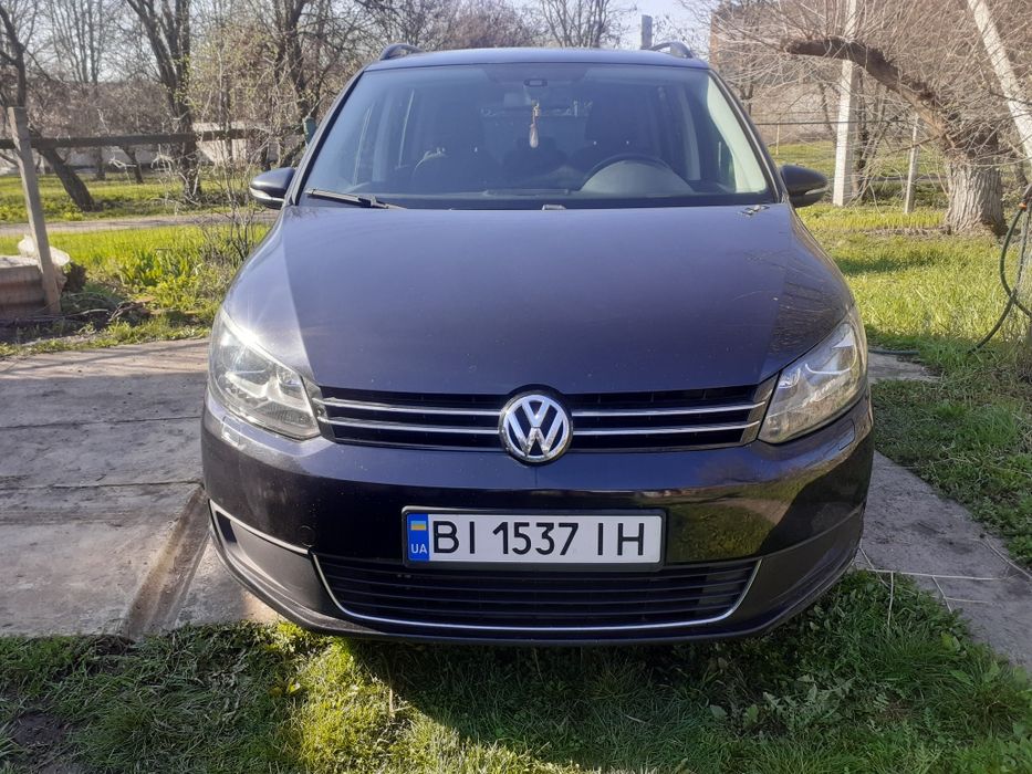 Volkswagen.ТОУРАН 2010г.1.6диз.