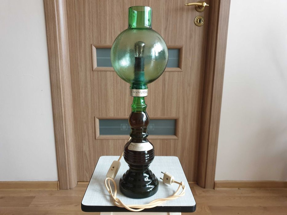 Włoska stołowa lampa z winem CAVALIERE vintage, unikat