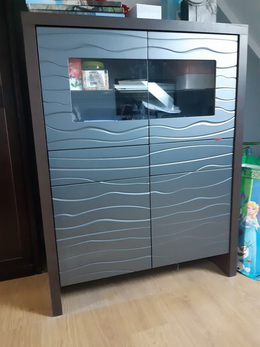 Komoda podświetlana