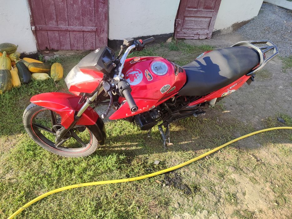 Пластик та інше на Lifan 150 2e
