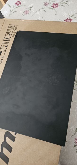 Portátil MSI GS66 Stealth 10UH