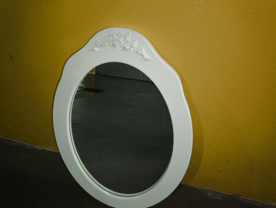 Espelho Novo Branco Lindíssimo