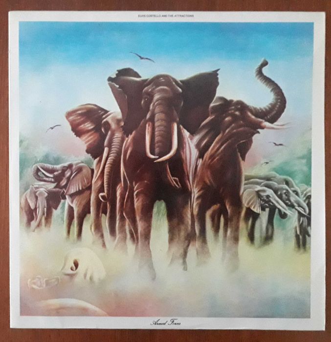 Elvis Costello And The Attractions disco de vinil "Armed Forces "