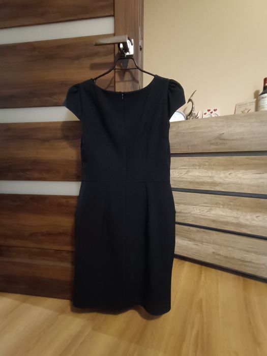 Sukienka czarna 38 + gratis