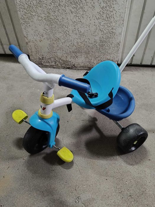 Triciclo para criança
