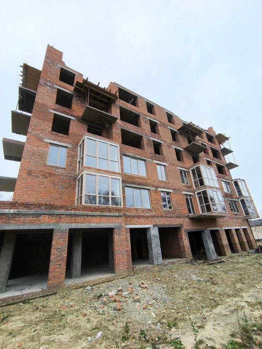 Комерційні приміщення в ЖК Паркова Долина