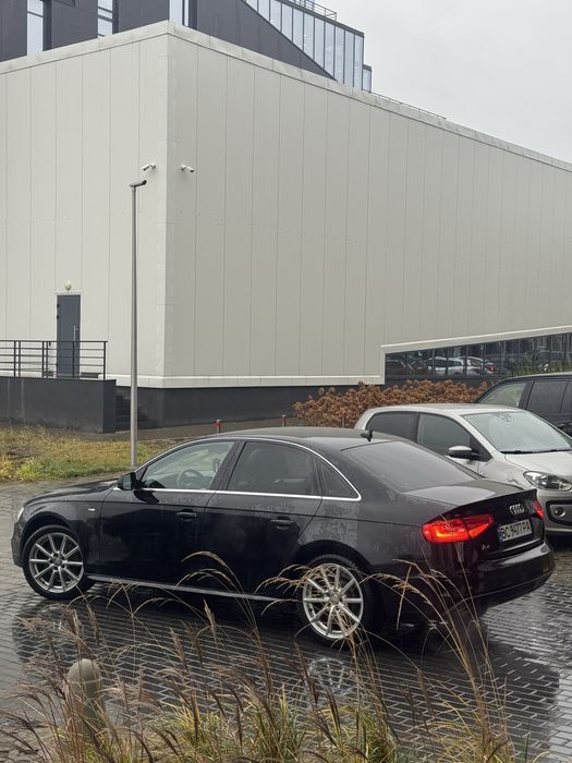 Audi A4 B8 2015 р. S - line