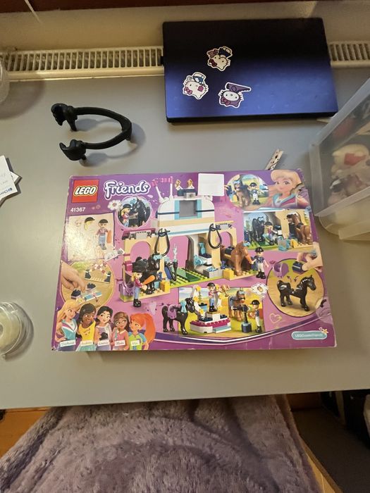 4 zestawy Lego friends