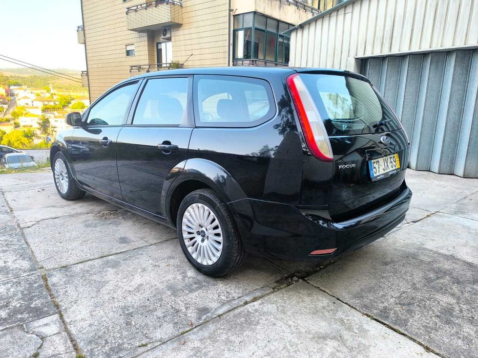 Ford Focus SW 1.6 TDCI Titanium nacional