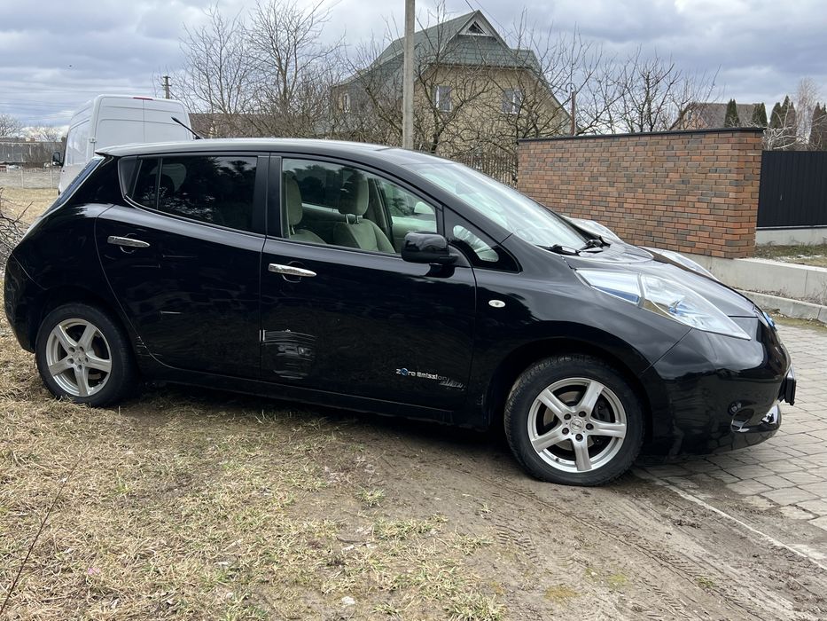 Розборка Шрот Nissan Lef Ніссан Ліф запчастини