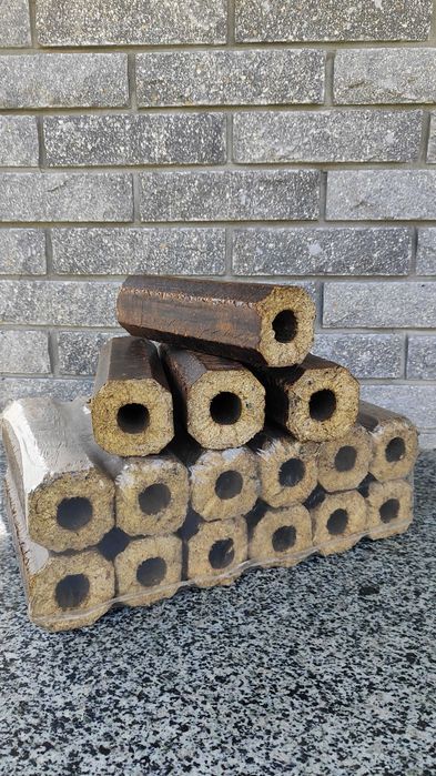 Деревні паливні гранули (пелети)