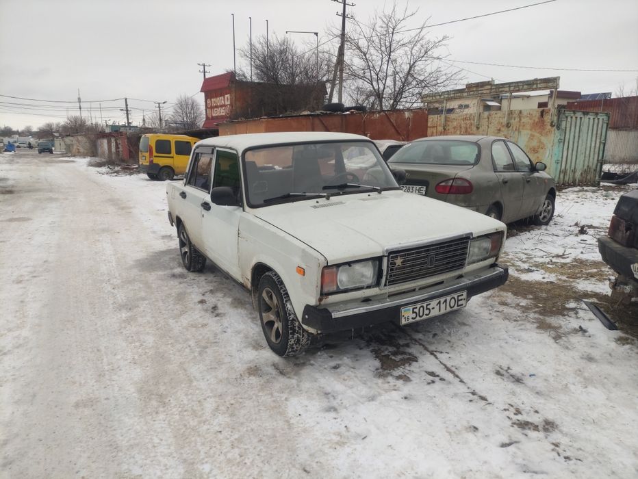 Ваз 2107  1990 1.5 газ/бензин
