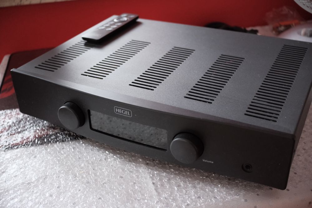 Hegel H90 – wzmacniacz z DAC i AirPlay | idealny stan