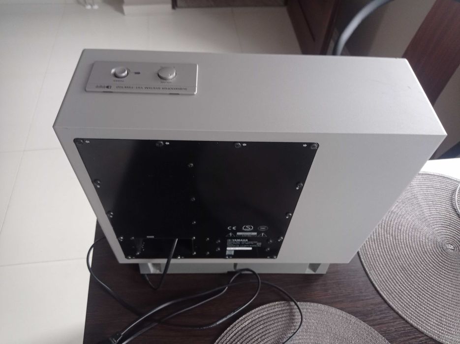 Subwoofer aktywny Yamaha yst-fsw 100