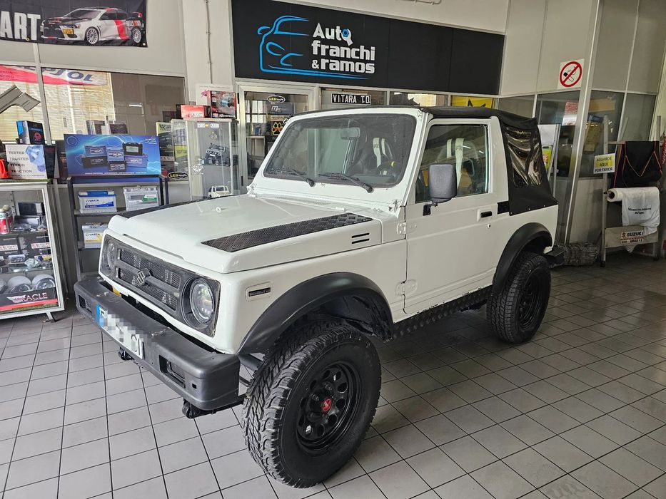Suzuki Samurai