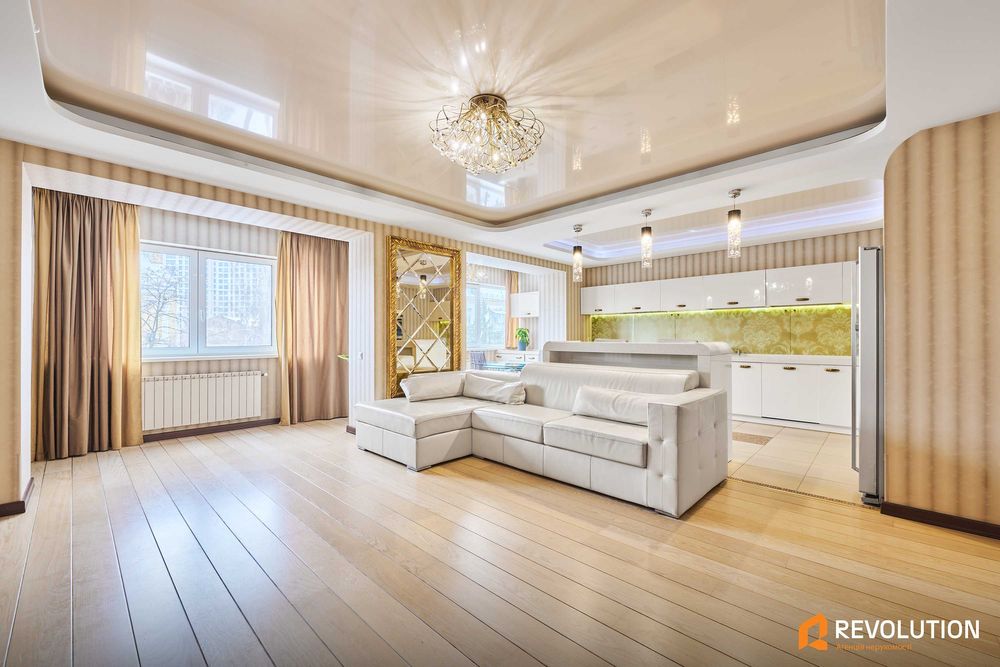 Без комісії%,Продаж 3к-ї ,вул.Тарасівська 21,Центр,м.Олімпійська