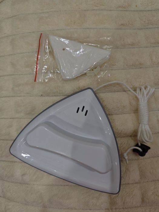 Магнитная  Щётка для мытья Окон.