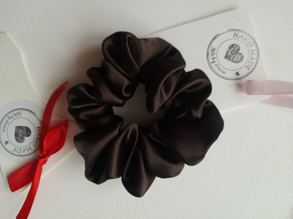 Czekoladowy brąz jedwabna scrunchies