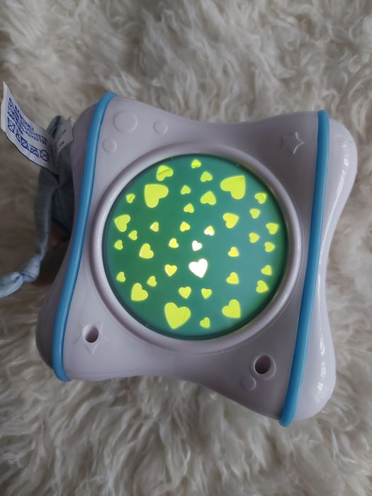 Tęczowa kostka projektor Chicco