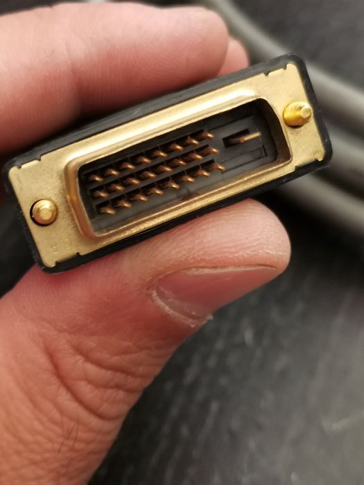 Cabo praticamente novo64170301955587120