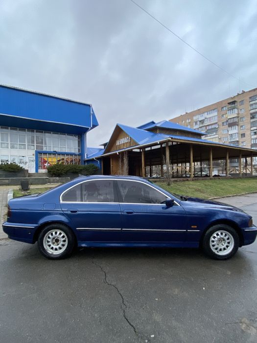 Продам бмв е39 на полном ходу