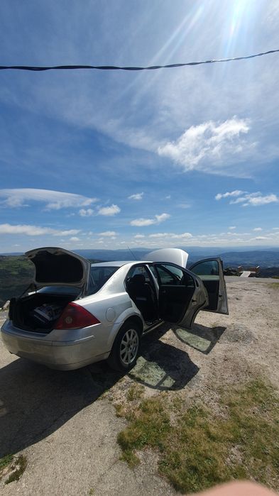 Ford Mondeo Mark 3 2001