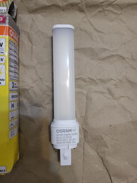 Лампа Led OSRAM DULUX D26 EM 9w для холодильників