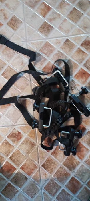 Mala de Tejadilho Titan 450 Litros. 300€ nova na Norauto.