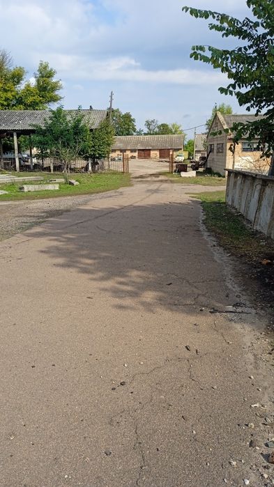 Продам будівлі та споруди комплекс будівель