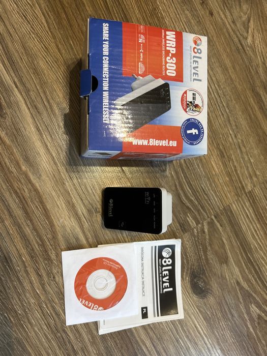 Wzmacniacz sygnału (repeater) Wi-Fi 8level WRP-300