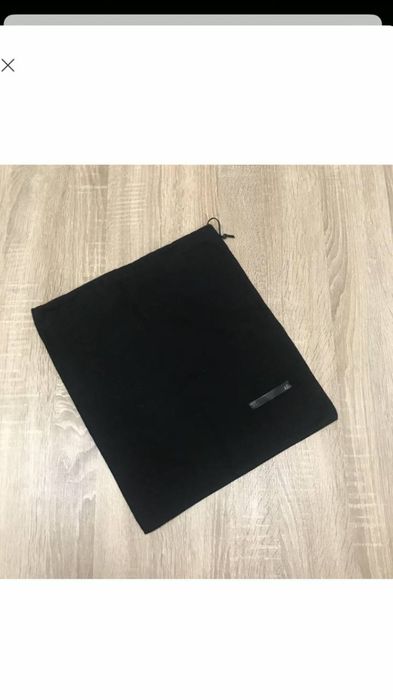 Hugo Boss 37*33 см пильник пильник чохол .