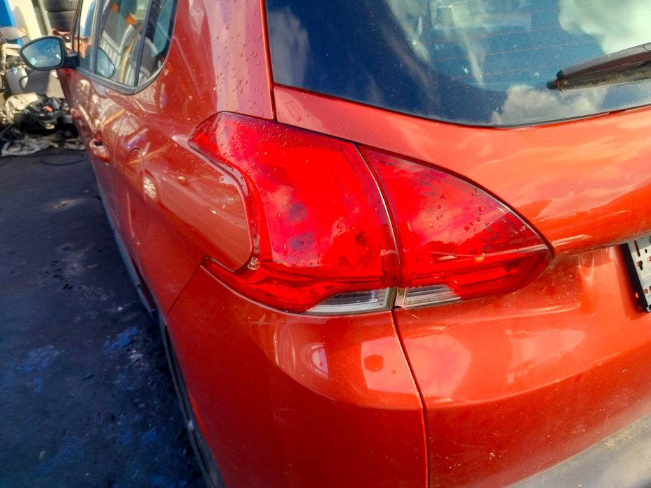 Lampy tylne Peugeot 2008