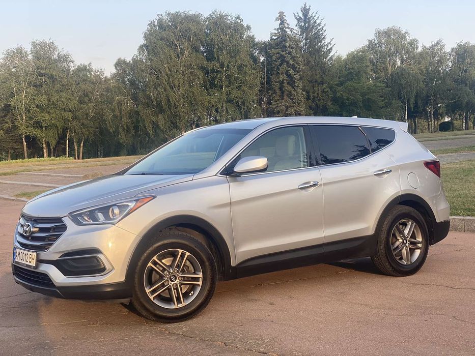 Продам Hyundai Santafe 2017 року