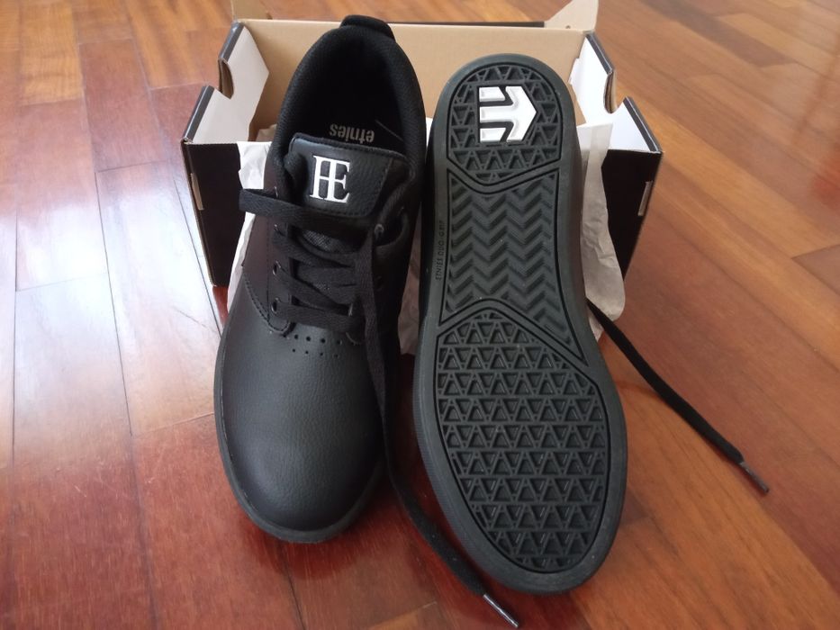 Tênis -Etnies e a "FESN" (Far East Skate Network) Japão colaboração limitada