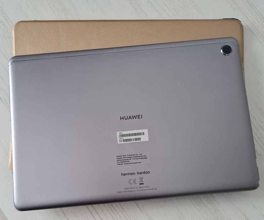 Huawei MediaPad M5 Lite LTE-версія (можна вставити SIM-карту)