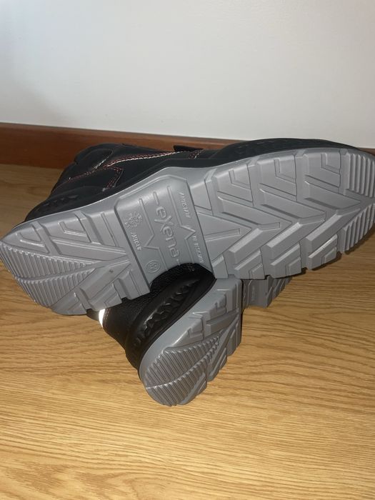 Botas de Segurança S3L T42 – EN ISO 20345:2024 – Novas