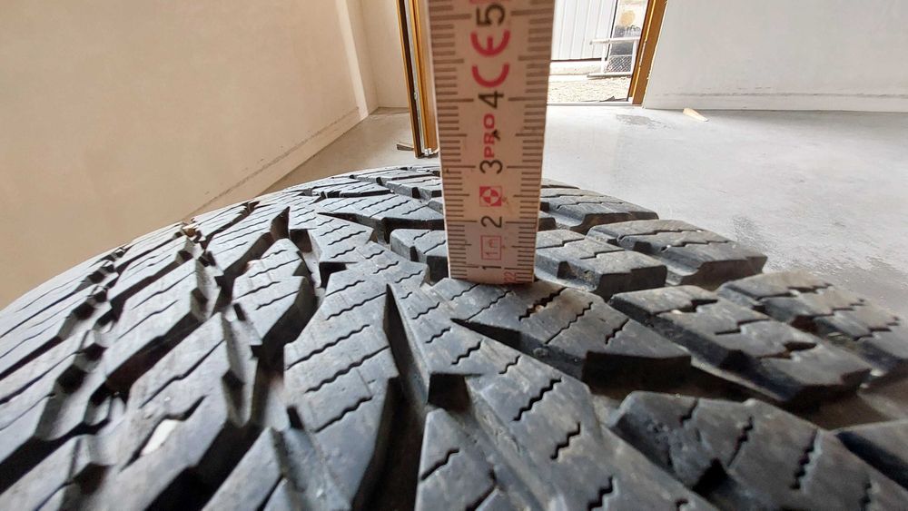 Opony zimowe NOKIAN WR SNOWPROOF 195/65R15