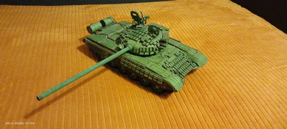 T72 M1 skala 1:25. Model kartonowy gotowy, sklejony.
