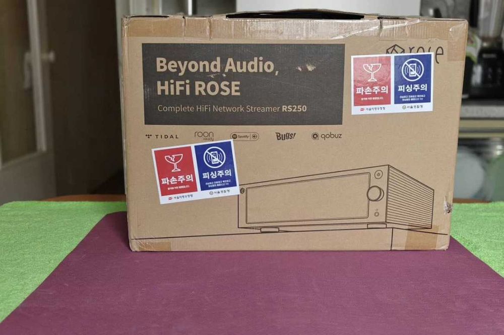 HiFi Rose RS250