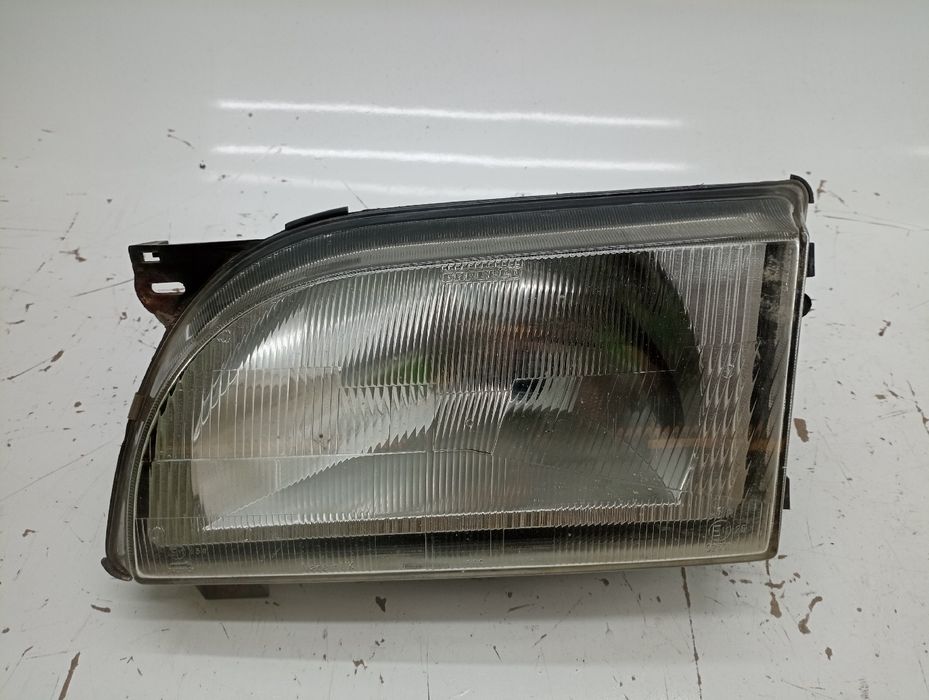 Ótica Esquerda - FORD TRANSIT Caixa (T_ _) | 85 - 92
