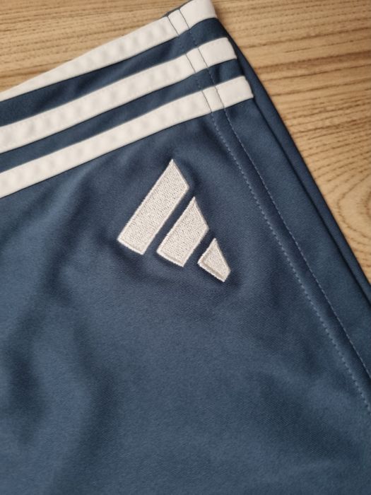 Spodenki szorty Adidas S 36