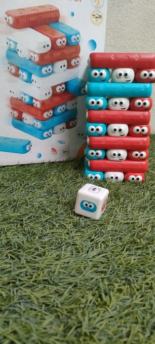 Brinquedo jenga para crianças