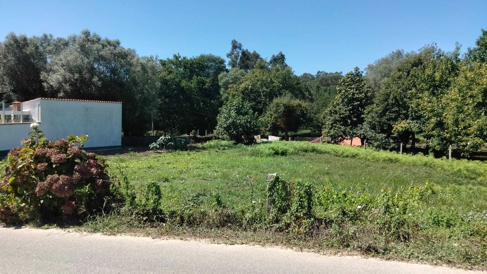 Terreno para construção em Lanheses